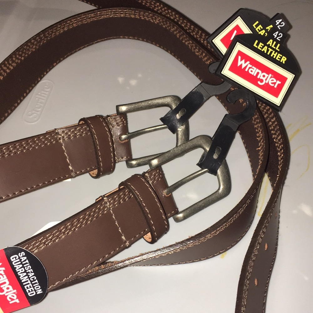 NWT Wrangler Leather belts 42